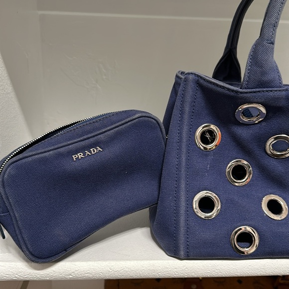 Prada handbag - Picture 2 of 10